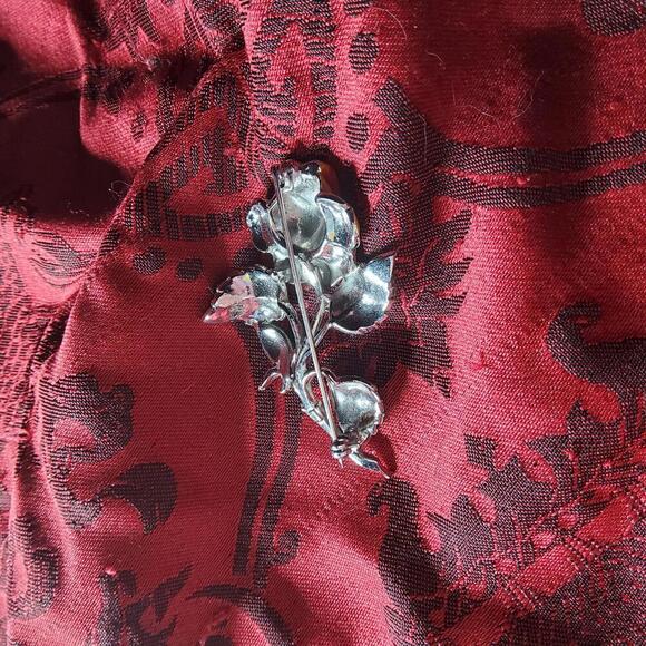 N Yellow Rose Brooch - Picture 2 of 2